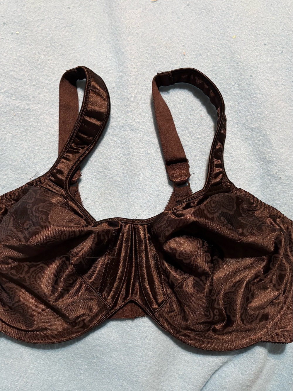 Bali Brown Underwire Bra with Subtle Jacquard Pattern